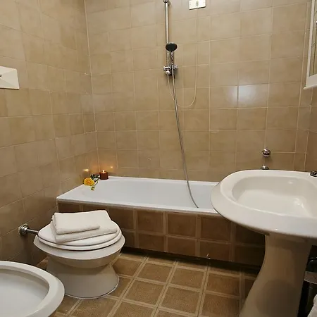 Casa Centro Storico Apartment *